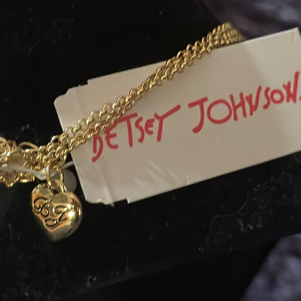 Betsey Johnson  Floral cluster necklace - Picture 7 of 8